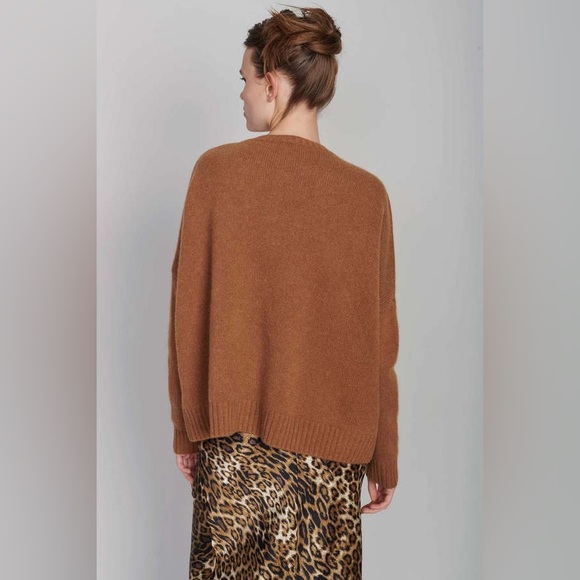 Organic BY JOHN PATRICK Wide Pull Over Sweater - Vicuña, 100% Cashmere, Medium - Picture 2 of 16